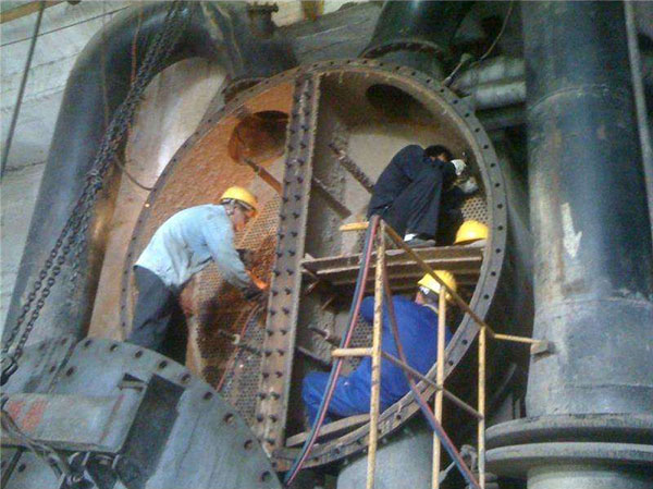 凝汽器换管改造