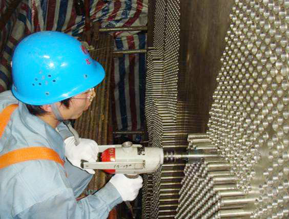 凝汽器换管改造