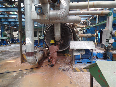 螺旋板式换热器清洗中