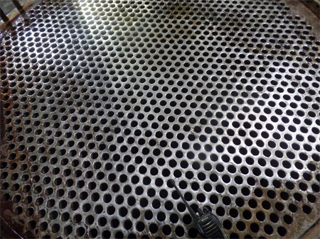 釜顶冷凝器清洗后